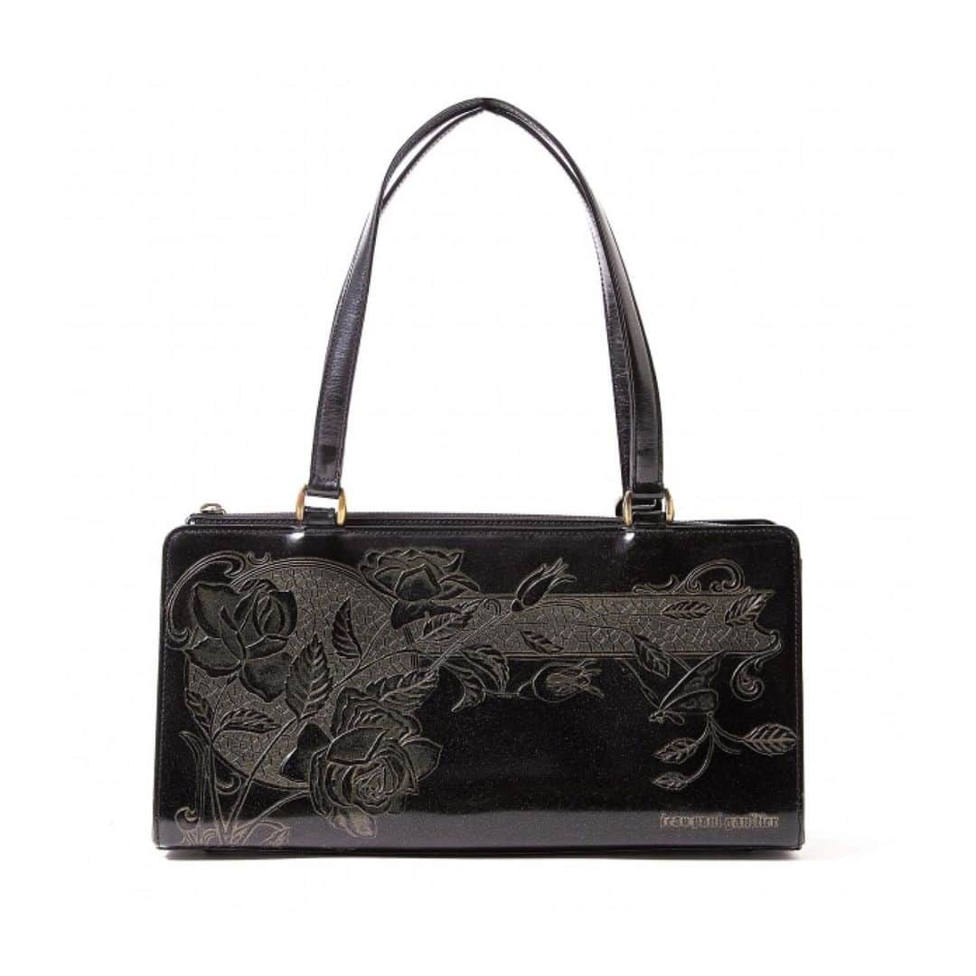 のインスタグラム：「Jean Paul GAULTIER ニューローズメタリックハンドバッグ/¥32,835 (k-64719) https://www.playful-dc.com/products/details69986.html  #プレイフル #新着 #古着 #古着買取 #ブランド古着 #お洒落さんと繋がりたい #DCブランド #ユーズド #ジャンポールゴルチエパリ #ジャンポールゴルチエ  #ジャンポールゴルチエオム #ジャンポールゴルチエファム #playful #jeanpaulgaultier #jeanpaulgaultierofficial #jeanpaulgaultierfemme #jeanpaulgaultierparis #used」