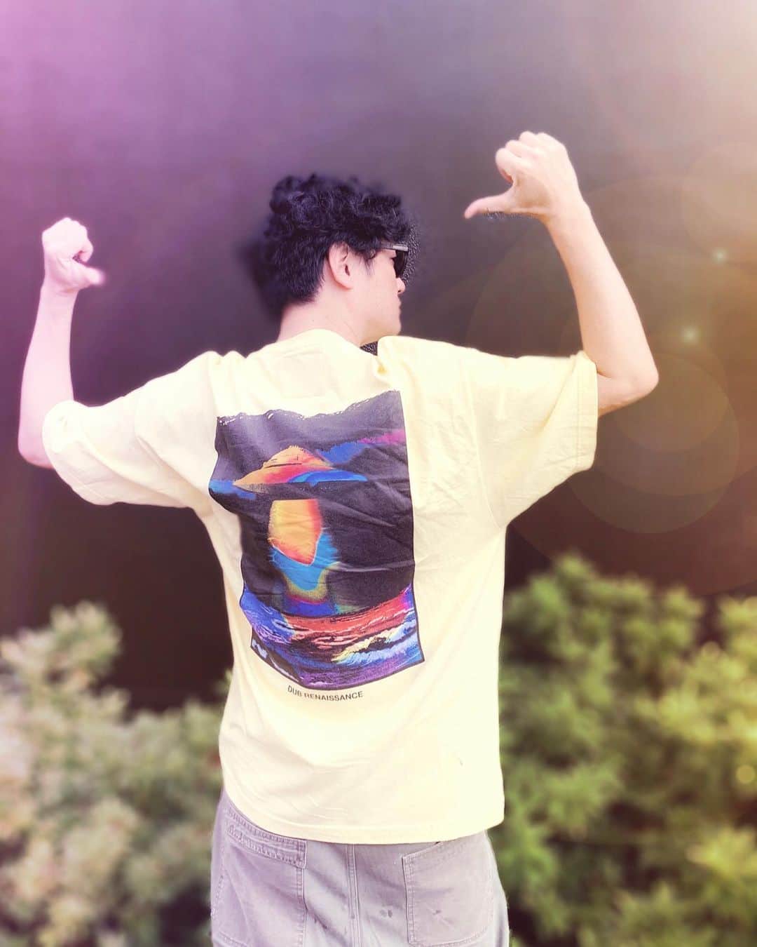 井浦新さんのインスタグラム写真 - (井浦新Instagram)「‪新しいTシャツおろして 新鮮な気持ちで 新たな現場へ 本日撮影初日👍🏼‬ ‪#験担ぎ #VINYLJUNKIE‬」7月26日 17時50分 - el_arata_nest