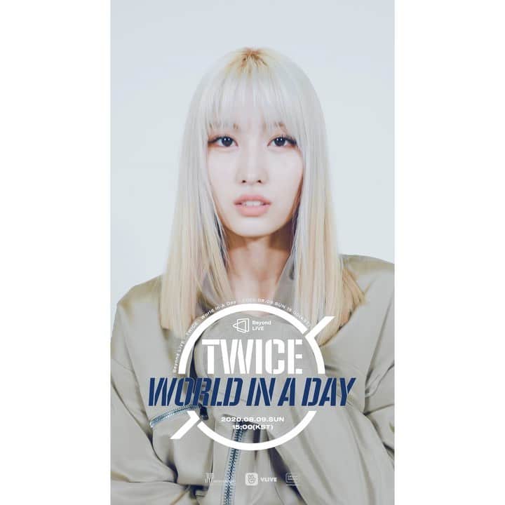 のインスタグラム：「TWICE ONLINE CONCERT Beyond LIVE - TWICE : World in A Day 2020.08.09 15:00  Moving Poster MOMO  #TWICE #TWICE_Beyond_LIVE #WorldinADay #Online_Concert」