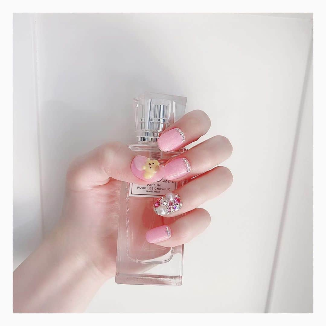 望月めるのインスタグラム：「いつかのネイル💅💗 · · · #ポムポムプリン #ポムポムプリンネイル #pomynail #ネイルデザイン #ポミーネイル」