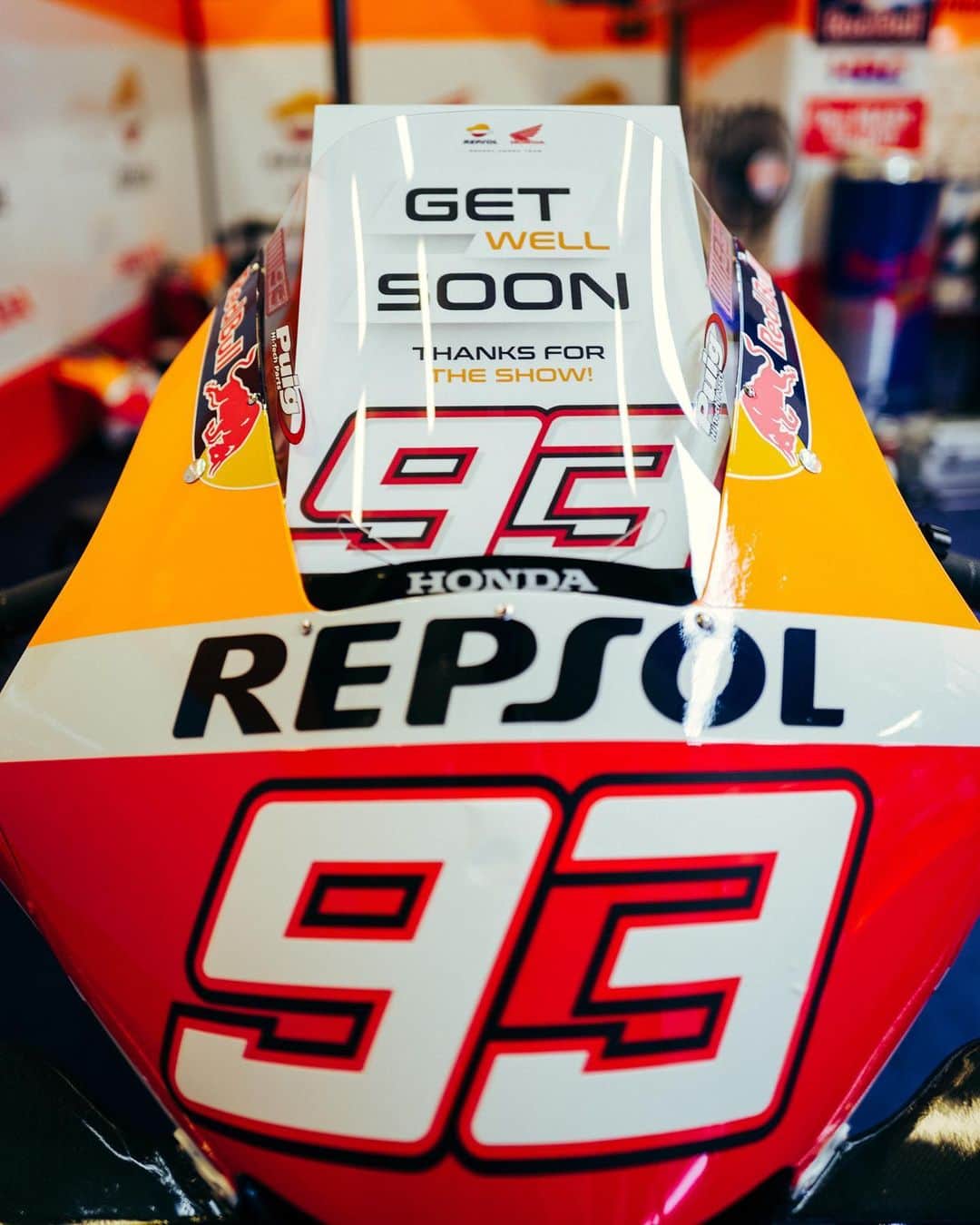 レプソル・ホンダのインスタグラム：「For the first time in the premier class,  @marcmarquez93 will sit out a Grand Prix.  But he did everything he could and then some to try and be here racing today 💪  See you in Brno Marc!」