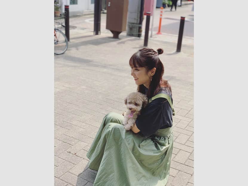 石川恋さんのインスタグラム写真 - (石川恋Instagram)「今日のサンケイスポーツ"#ペットと私"のコーナーで、愛犬チェルシーと一緒に取材していただきました🌻 ちぇるも楽しそうに撮影に参加していてほっこり。 また素敵な思い出が増えたね🐶💜 #サンケイスポーツ #Chelsea #ちぇる」7月26日 18時52分 - ren_ishikawa