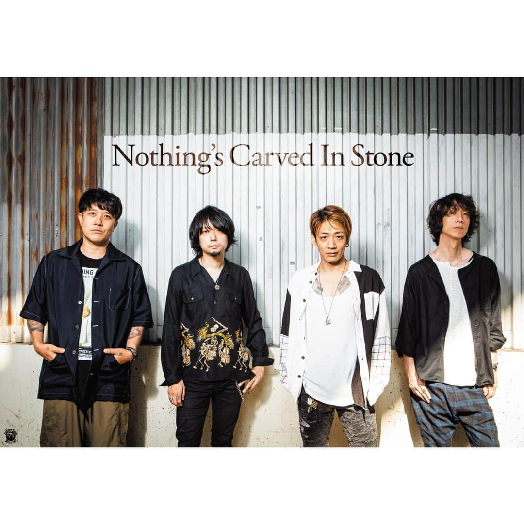 Nothing’s Carved In Stoneさんのインスタグラム写真 - (Nothing’s Carved In StoneInstagram)「【購入特典公開】﻿ ﻿ 8/26にリリースするセルフカバーアルバム『Futures』購入特典のオリジナルポスター（B2）画像を公開。﻿ ﻿ 対象法人：﻿ ・TOWER RECORDS（※1枚目）﻿ ※TOWER RECORDS ONLINEのみ店舗と同デザインのステッカーとなります。﻿ ・HMV（※2枚目）﻿ ・TSUTAYA および TSUTAYA ON LINE（※3枚目）﻿ ・楽天ブックス（※4枚目）﻿ ・サポートショップ（※5枚目）﻿ ﻿ ※サポートショップは随時発表していきます。﻿ ※各オリジナル特典になります。﻿ ※各オリジナル特典は無くなり次第終了となります。﻿ ﻿ --------------------﻿ Nothing’s Carved In Stone﻿ セルフカバーアルバム﻿ 『Futures』﻿ 2020.08.26 ON SALE﻿ Label：Silver Sun Records﻿ ﻿ 【初回限定盤】2CD＋DVD﻿ 4,500円(税別) / DDCZ-9063（SSRA-0004）﻿ ﻿ 【通常盤】2CDのみ﻿ 3,500円（税別） / DDCZ-9065（SSRA-0003）﻿ ﻿ ＜CD＞﻿ DISC 1 ※通常盤、初回限定盤共通﻿ 01. NEW HORIZON﻿ 02. Isolation﻿ 03. Spirit Inspiration﻿ 04. November 15th﻿ 05. Red Light﻿ 06. Rendaman﻿ 07. 白昼﻿ 08. Out of Control﻿ 09. Like a Shooting Star﻿ 10. きらめきの花﻿ ﻿ DISC 2 ※通常盤、初回限定盤共通﻿ 01. Dream in the Dark ﻿ 02. YOUTH City ﻿ 03. In Future ﻿ 04. Brotherhood ﻿ 05. Midnight Train ﻿ 06. Around the Clock﻿ 07. Milestone ﻿ 08. Pride ﻿ 09. ツバメクリムゾン﻿ 10. BLUE SHADOW﻿ ﻿ ＜DVD＞※初回限定盤のみ﻿ LIVE映像﻿ ・What's My Satisfaction from（“Live on November 15th 2018”）﻿ ・Perfect Sound（from “Live on November 15th 2018”）﻿ ・Bog（’19 ver.）（from SPECIAL ONE-MAN LIVE “BEGINNING”）﻿ ・Cold Reason（from SPECIAL ONE-MAN LIVE “BEGINNING”）﻿ ・Crystal Beat（from “Live on November 15th 2019”）﻿ ﻿ ・メンバーインタビュー﻿ ※アルバムについての全員＆ソロインタビューを収録﻿ ﻿ #nothingscarvedinstone #ナッシングス #ncis #silversunrecords #futures」7月26日 19時03分 - nothingscarvedinstone