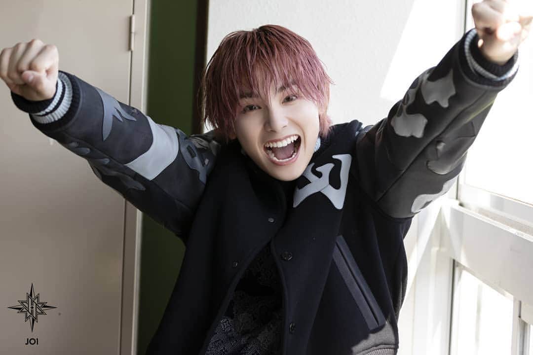 川西拓実のインスタグラム：「JO1 2ND SINGLE 『STARGAZER』 🎼 2020.08.26 Release  ジャケット撮影オフショット📸✨  #JO1 #ジェイオーワン  #STARGAZER #スターゲイザー #OH_EH_OH」