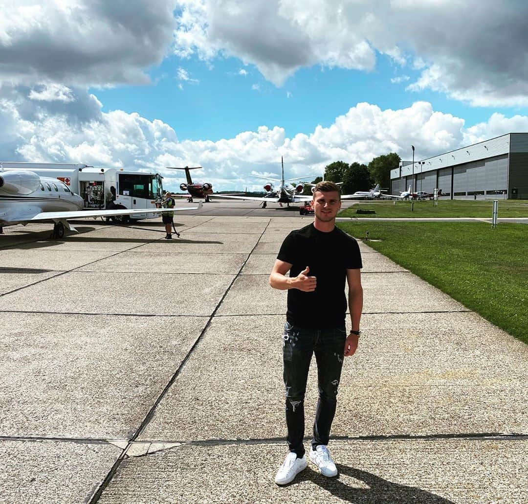 ティモ・ヴェルナーさんのインスタグラム写真 - (ティモ・ヴェルナーInstagram)「Landed in... Guess where? 😉」7月26日 19時55分 - timowerner