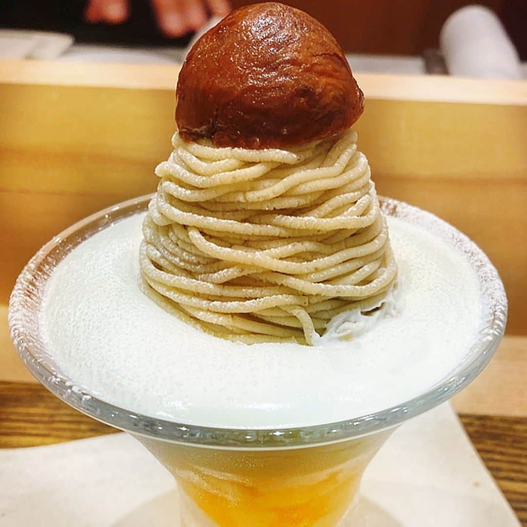 里井真由美のグルメインスタ