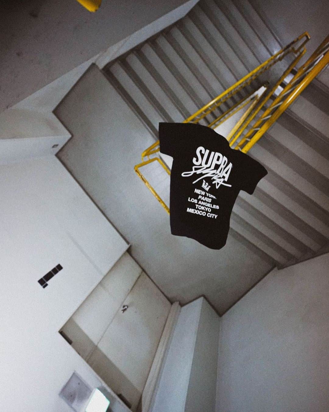 のインスタグラム：「-RESTOCK- .  “5CTY T-SHIRT BLACK" . In Store & Online. . #suprafootweartokyo #5city #tshirt」