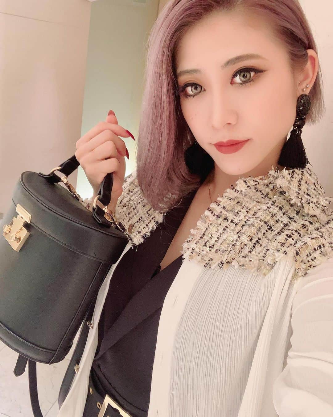 Kumiのインスタグラム：「. これ、お気に入りの ZARAのシャツ❤︎ . . . #私服コーデ #kumiの休日 #シャツコーデ #チェク柄」