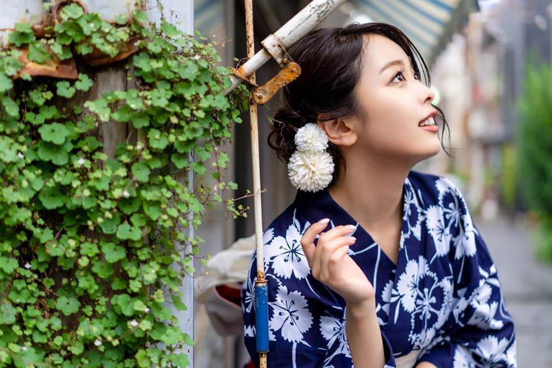白石ゆうかのインスタグラム：「盛夏の候、 . .  #ポートレート #portrait #写真好きな人と繋がりたい #写真撮ってる人と繋がりたい #ファインダー越しの私の世界 #model #撮影 #pic #picture #picoftheday #ポートレートしま専科 #写真 #love #like #東京カメラ部 #ポートレート女子 #follow #followme #instagood #ig_japan #photoofthday #photography #japan #japanese #photo #浴衣　#yukata #kimono #summer #夏」