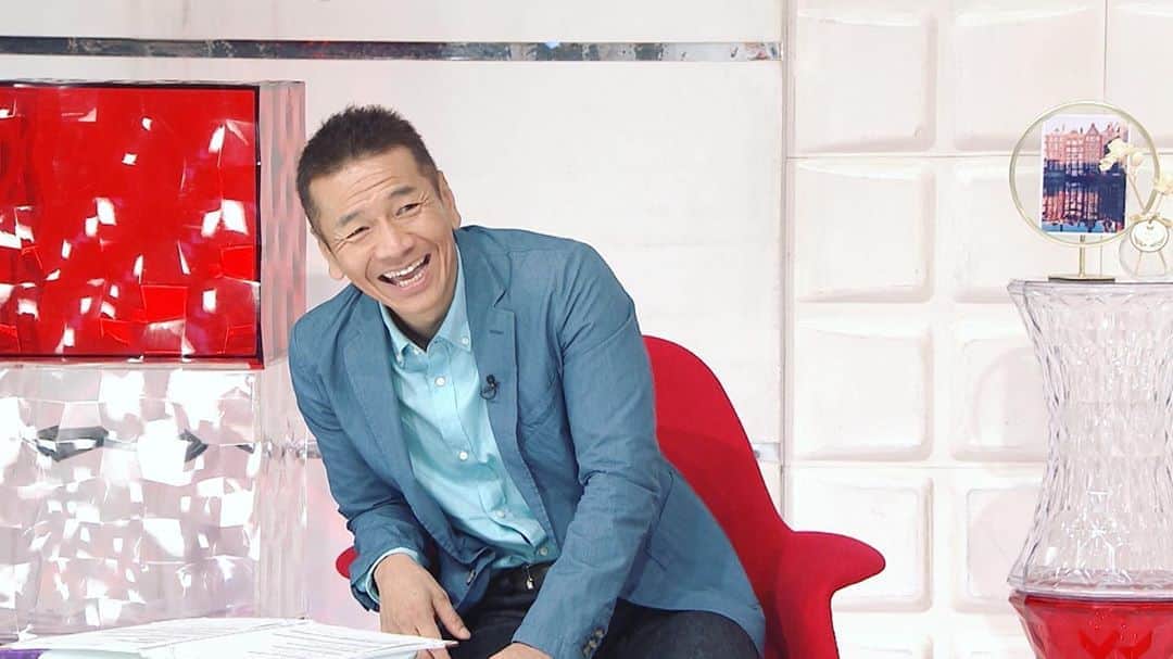日本テレビ「おしゃれイズム」さんのインスタグラム写真 - (日本テレビ「おしゃれイズム」Instagram)「. こんな優しい笑顔も 見せます。 上田晋也さん☺︎ はじまったよ！！ #おしゃれイズム #上田晋也」7月26日 22時00分 - oshare_clip_ntv