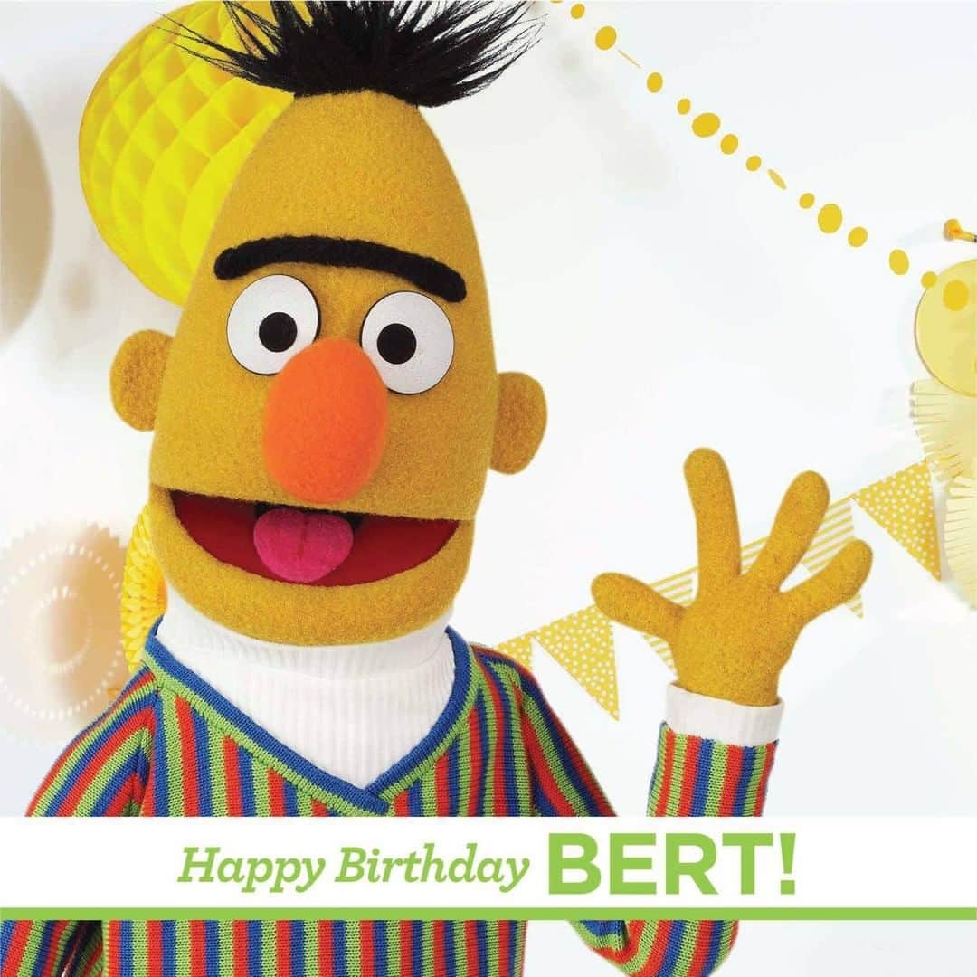 セサミストリートさんのインスタグラム写真 - (セサミストリートInstagram)「今日はバートの誕生日！クリップやビンの蓋のプレゼントに、オートミールのご馳走でお祝いしよう！お誕生日おめでとう、バート！  #HappyBertDay �#お誕生日 #バート」7月26日 22時00分 - sesamestreetjapan