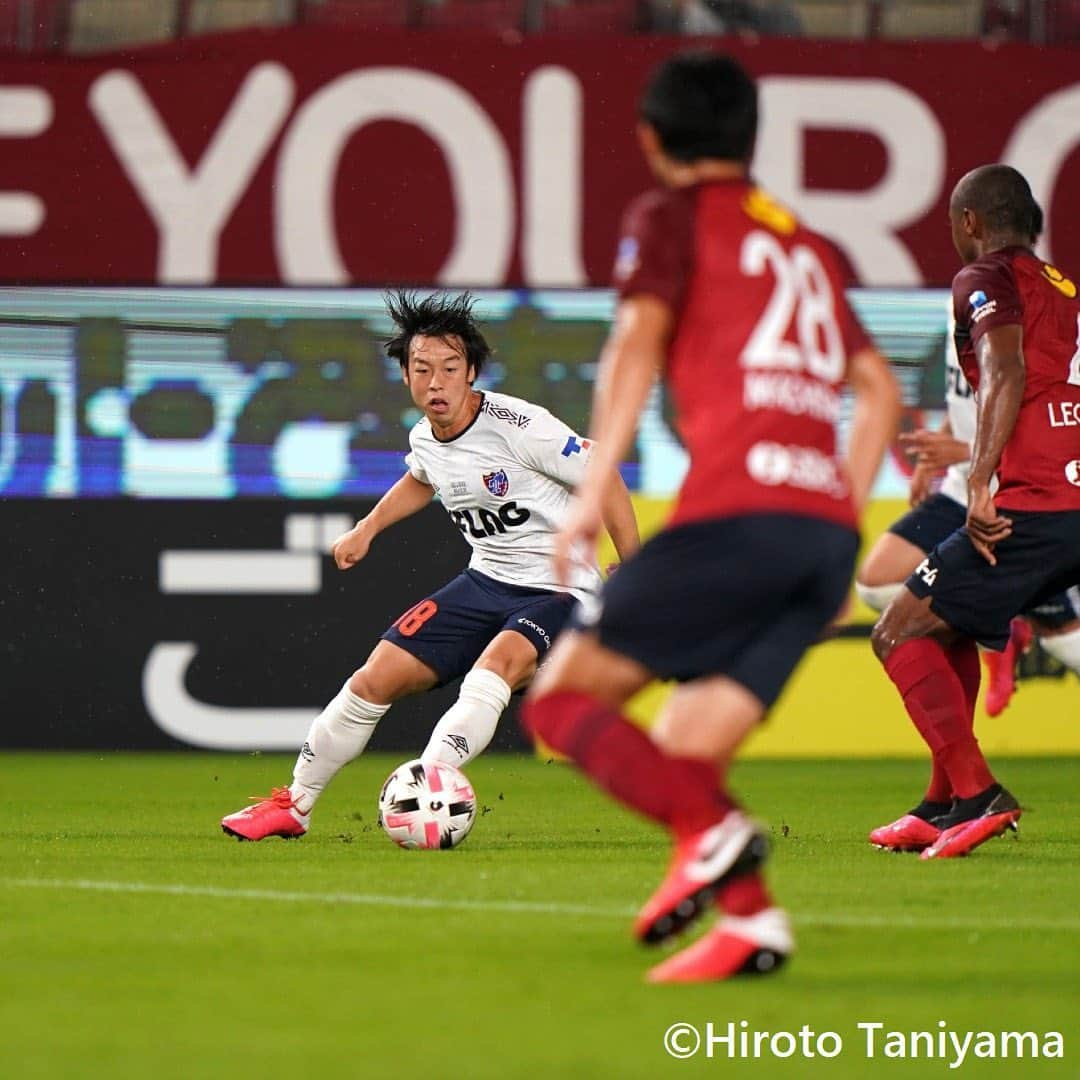 Goal Japanさんのインスタグラム写真 - (Goal JapanInstagram)「. ＼終盤、怒とうの攻撃も勝ち越しならず…／ 激しい攻防の連続となったシーソーゲームはドロー。 (Photo: Hiroto Taniyama) . 🇯🇵#明治安田生命J1リーグ 第7節 🆚鹿島アントラーズ 2-2 FC東京 ⚽️#エヴェラウド (34分)、#渡辺剛 (45分)、#森重真人 (45+5分、#土居聖真 (75分) . #soccer #football #jleague #J1 #kashimaantlers #kashima #antlers #goaljleague #サッカー #フットボール #Jリーグ #明治安田生命Jリーグ #鹿島アントラーズ #⚽️」7月26日 22時06分 - goaljapan