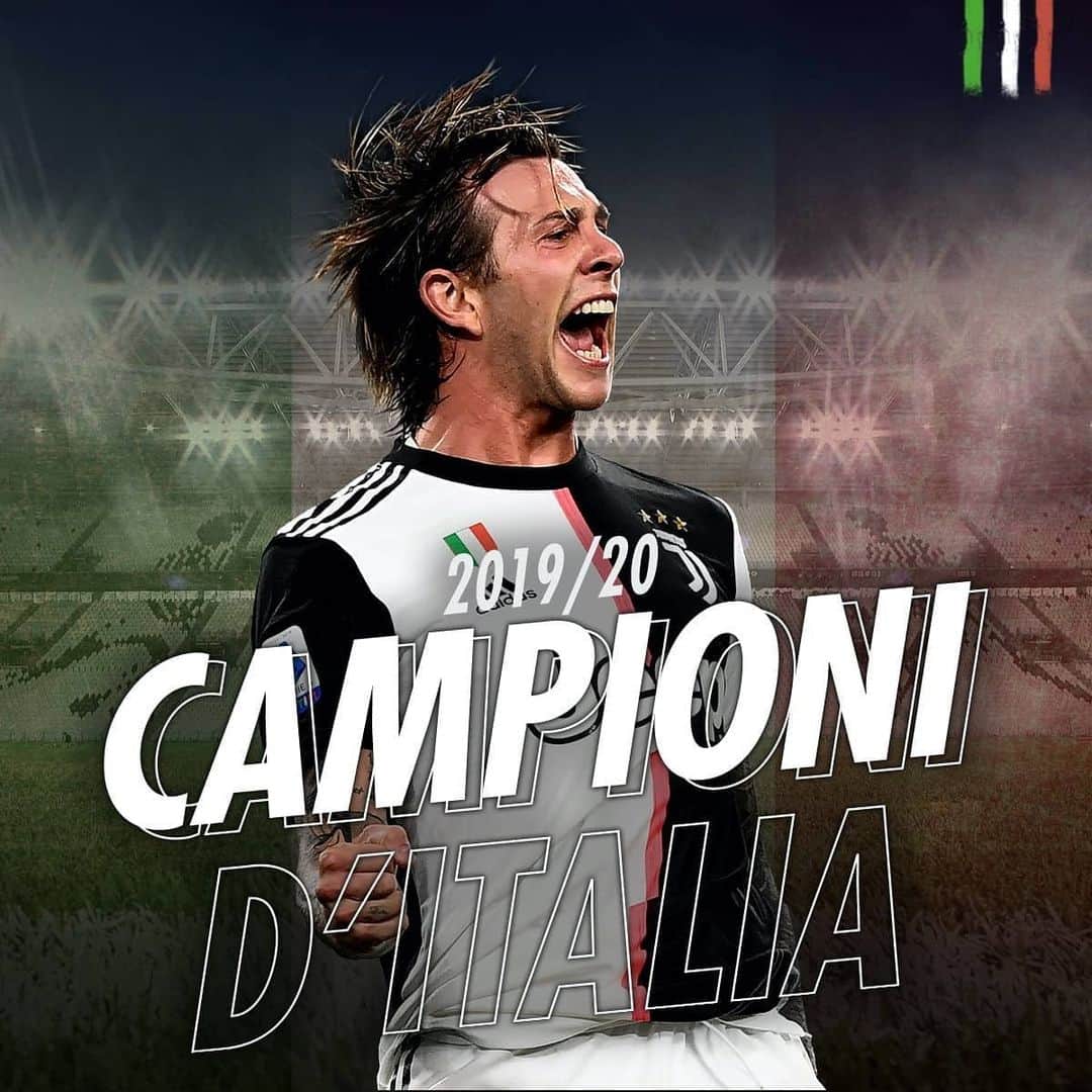 フェデリコ・ベルナルデスキのインスタグラム：「Campioni D'Italia!! 🏆🥇⚪️⚫️  #Stron9er #FinoAllaFine」