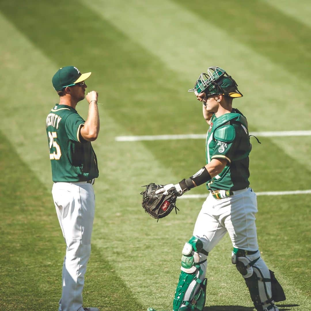 オークランド・アスレチックスさんのインスタグラム写真 - (オークランド・アスレチックスInstagram)「Oakland Athletics 6, Los Angeles Mike Trouts 4. #DoItForTheCheers」7月27日 8時42分 - athletics