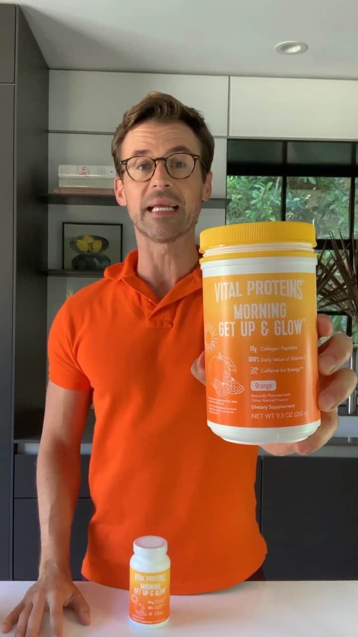 ブラッド・ゴレスキーのインスタグラム：「I’ve been making it every morning with @vitalproteins Get Up & Glow™️ collagen supplement! Available at @target! Check out the video for the recipe ✨💫 #ad」