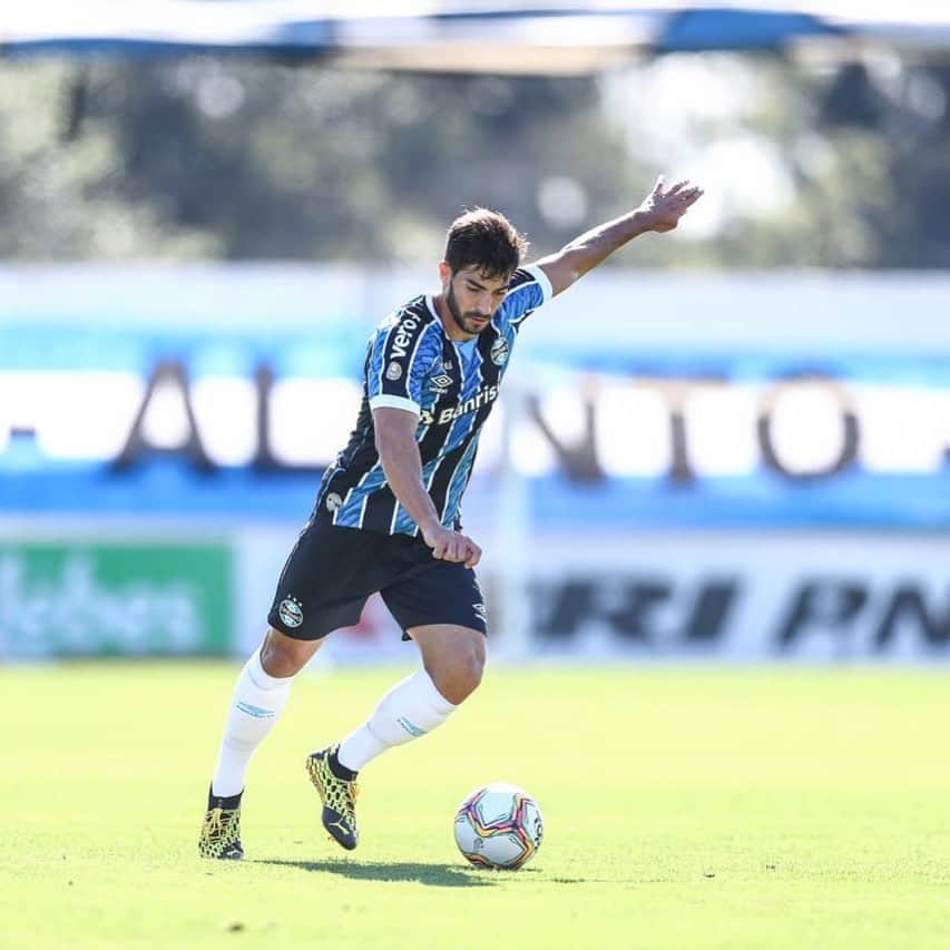 のインスタグラム：「De volta! 🔵⚪️⚫️🙌🏼」