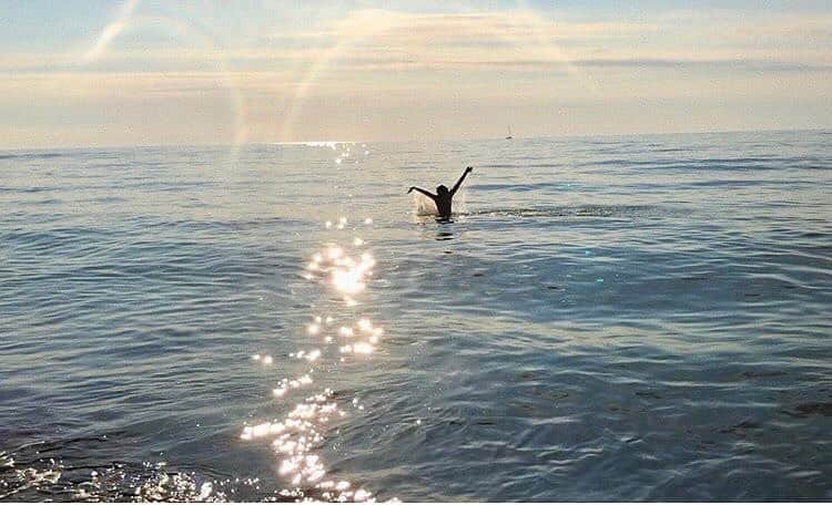 カシア・ストラスのインスタグラム：「✨ regram @majaszatanowska」