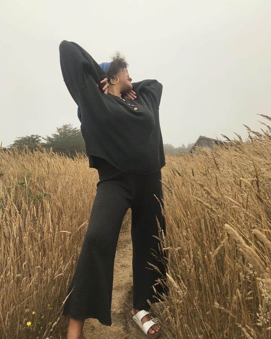freepeopleさんのインスタグラム写真 - (freepeopleInstagram)「Not to be dramatic, but @dronme in the Hailee Sweater Set. #FPYourWay」7月27日 3時06分 - freepeople