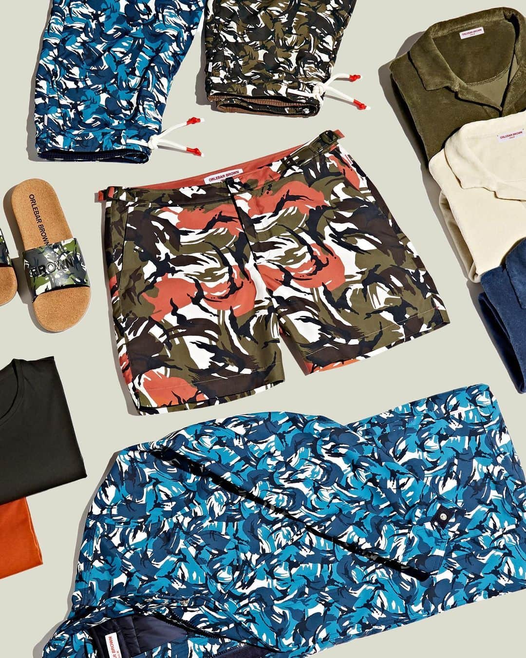 オールバーブラウンのインスタグラム：「Time for a beach style refresh? Gear up for the season ahead with new Beach Camo, our boldest capsule yet. Our stand-out Camo print features on swimwear, footwear and outerwear within the assortment. Tap to shop or explore more via the link in bio.  #DoseofSun #OBsAroundTheWorld #OrlebarBrown」