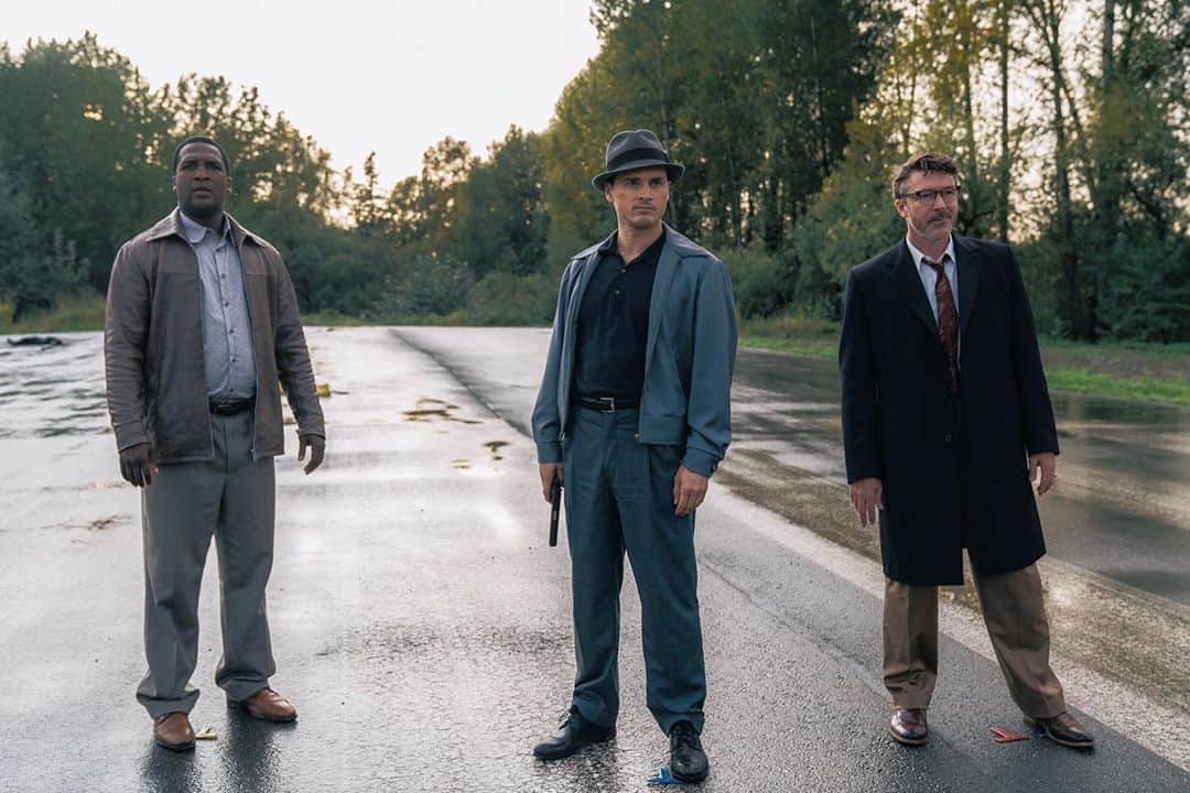 のインスタグラム：「and that, gentlemen, is how you hit a mark  #projectbluebook」