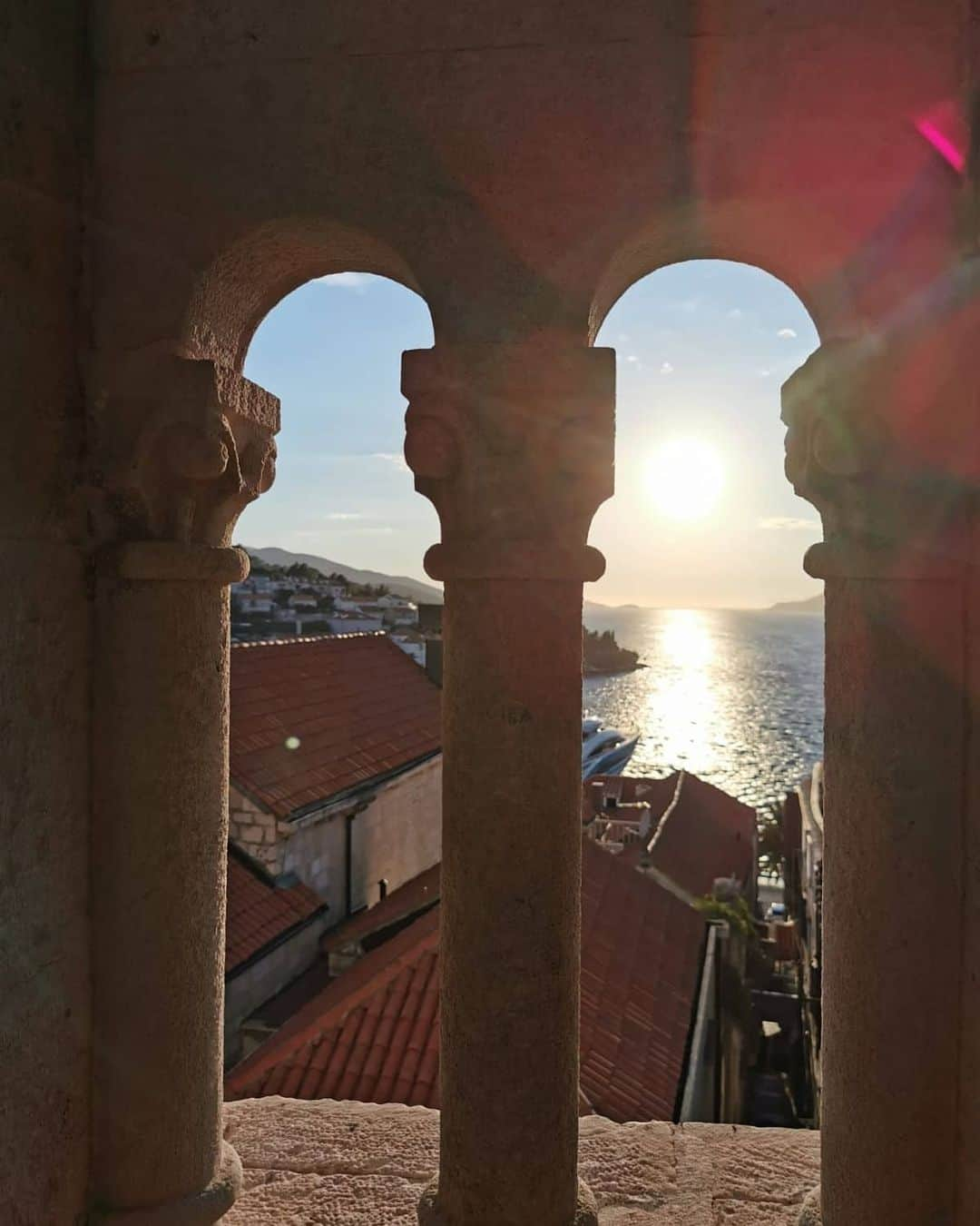 マリン・チリッチさんのインスタグラム写真 - (マリン・チリッチInstagram)「Sundays are for sightseeing 🤩💯👌🔝 . . #korcula #croatiafulloflife #croatiafullofbeautifulislands #summer」7月27日 3時58分 - marincilic