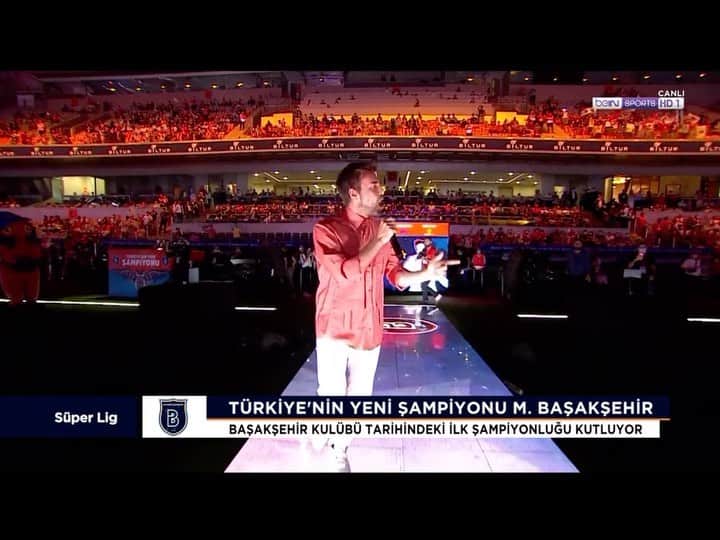 muratdalkilicのインスタグラム：「Tebrikler Başakşehir ✌🏼」