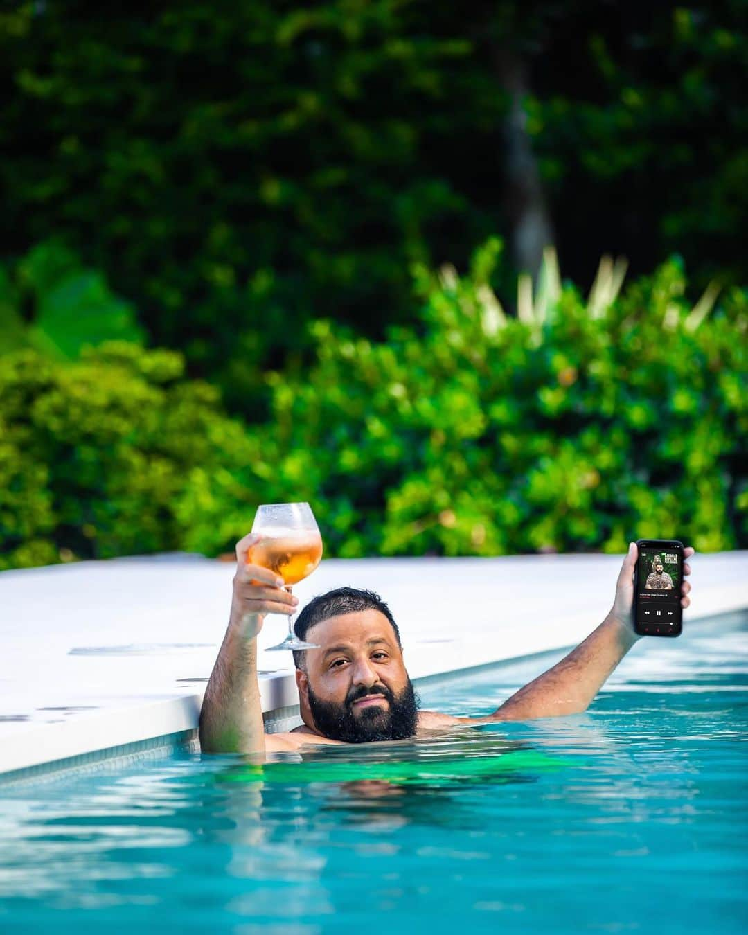 DJキャレドさんのインスタグラム写真 - (DJキャレドInstagram)「IM A POPSTAR ⭐️ NOT A DOCTOR 👨‍⚕️!  HAPPY SUNDAY 🌞 BLESS UP !」7月27日 4時27分 - djkhaled