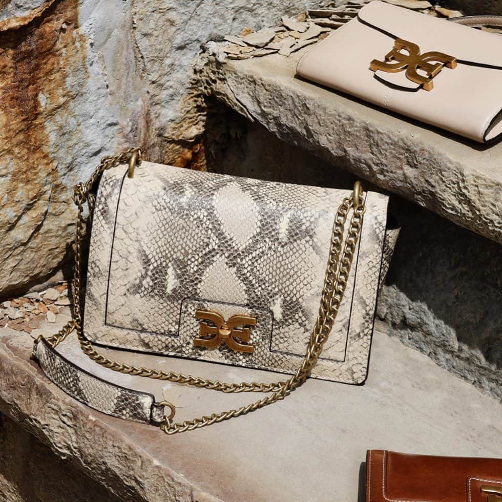 サムエデルマンのインスタグラム：「Intrducing the DOTTIE Crossbody.  FORCES OF NATURE, our pre-Fall 2020 collection.  Inspired by the essential elements of Earth, Air, Fire and Water. Fashion is our fifth element, core to our brand this season.  Available July 31.  Coming soon to Samedelman.com #SamEdelman #FORCESOFNATURE #PreFall2020」