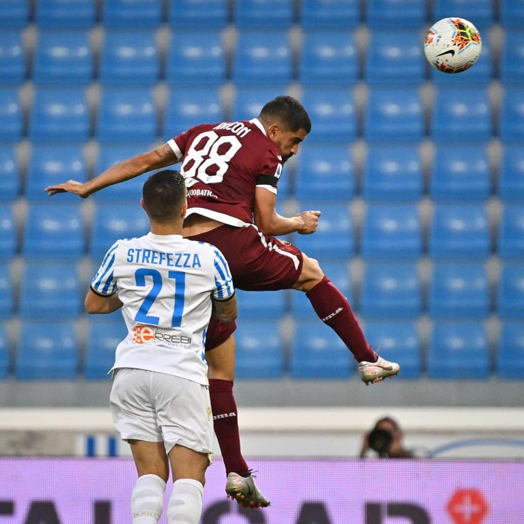 トマス・リンコンさんのインスタグラム写真 - (トマス・リンコンInstagram)「Full-time Spal vs Torino 1-1 Riposa in pace Maestro Vatta 🙏🏼」7月27日 5時41分 - tomasrincon8