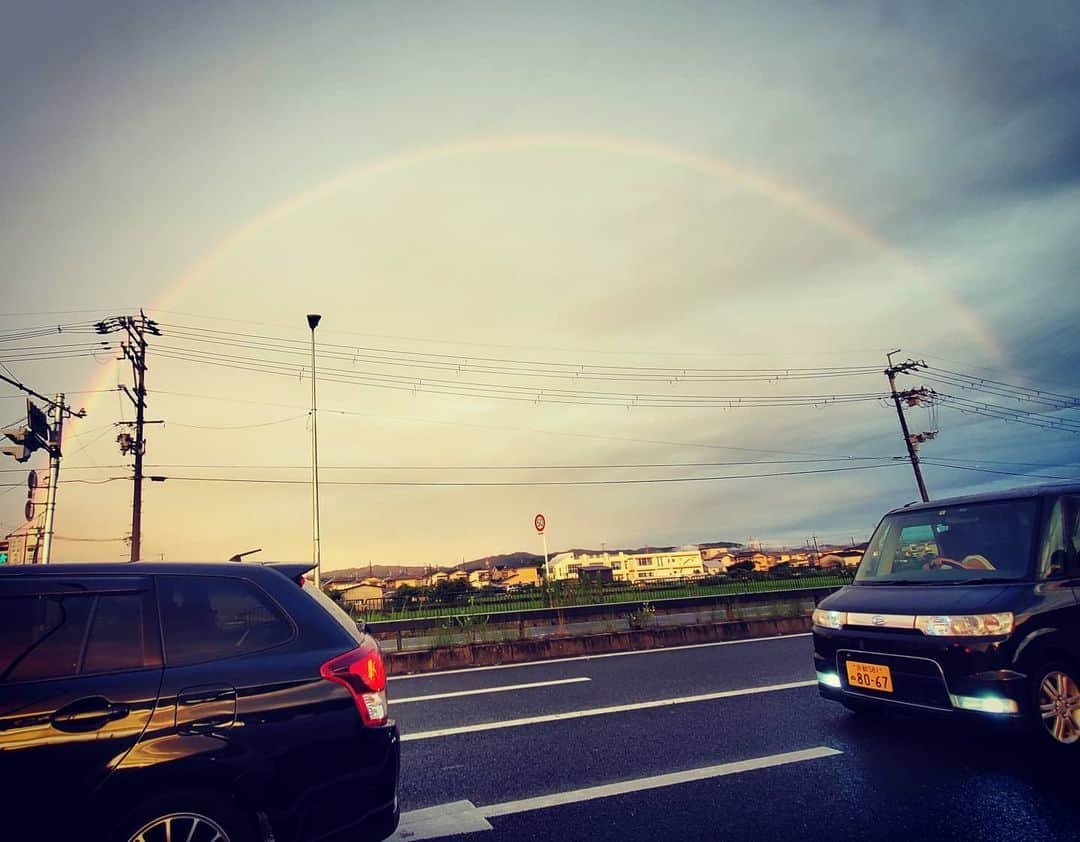 竹内弘一さんのインスタグラム写真 - (竹内弘一Instagram)「#rainbow #perfect #虹 #🌈  いいことありますように！」7月27日 6時25分 - takeuchi_koichi