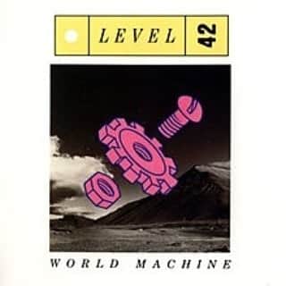 中村松江さんのインスタグラム写真 - (中村松江Instagram)「今日の一曲はLevel 42で『Something About You』です✨ アルバム「World Machine」に収録。 イギリスのフュージョン・ポップ・バンド、レベル42の1985年のヒット曲です✨ このバンドはリーダーのマーク・キングのベースとヴォーカルが抜群にかっこ良くて気持ちいいんですよね😄 (№326) #歌舞伎 #中村松江 #level42 #somethingaboutyou #worldmachine」7月27日 7時06分 - matsue_nakamuraofficial
