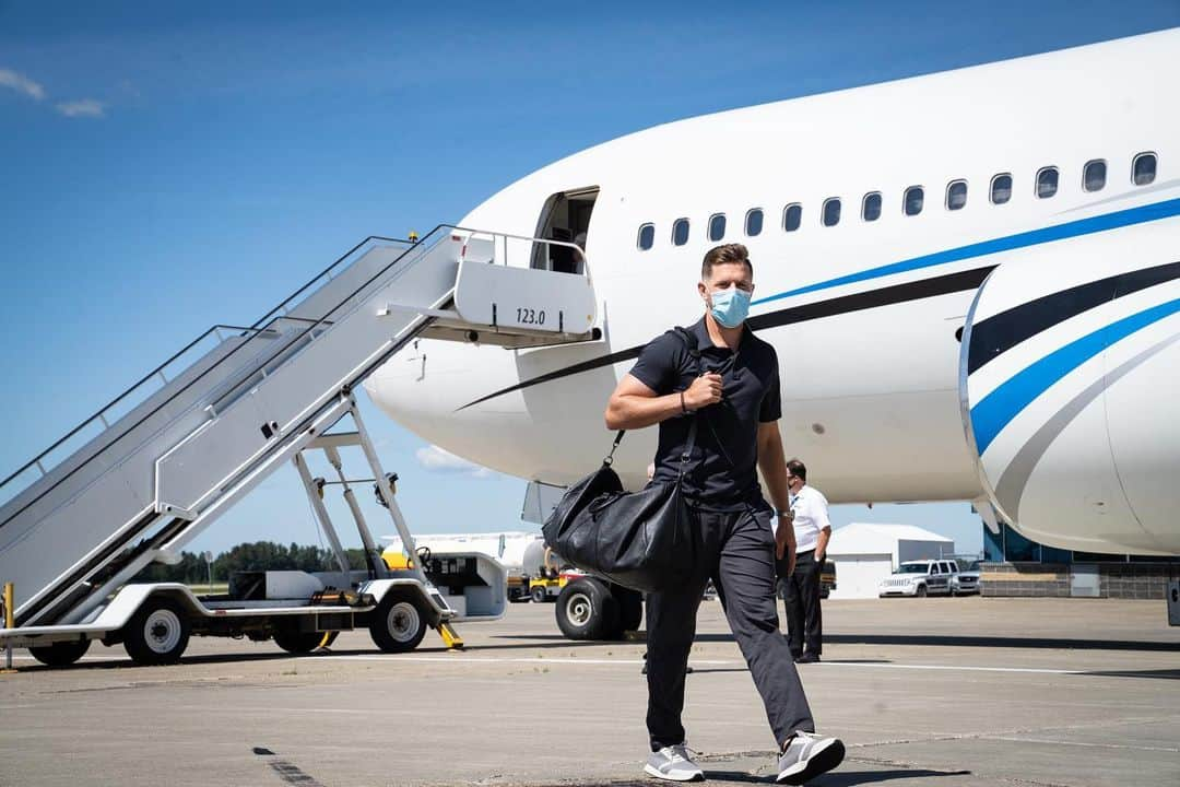 ダラス・スターズさんのインスタグラム写真 - (ダラス・スターズInstagram)「Wheels down in Edmonton 🛬」7月27日 7時17分 - dallasstars