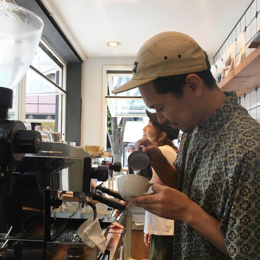 ABOUT LIFE COFFEE BREWERSのグルメインスタ
