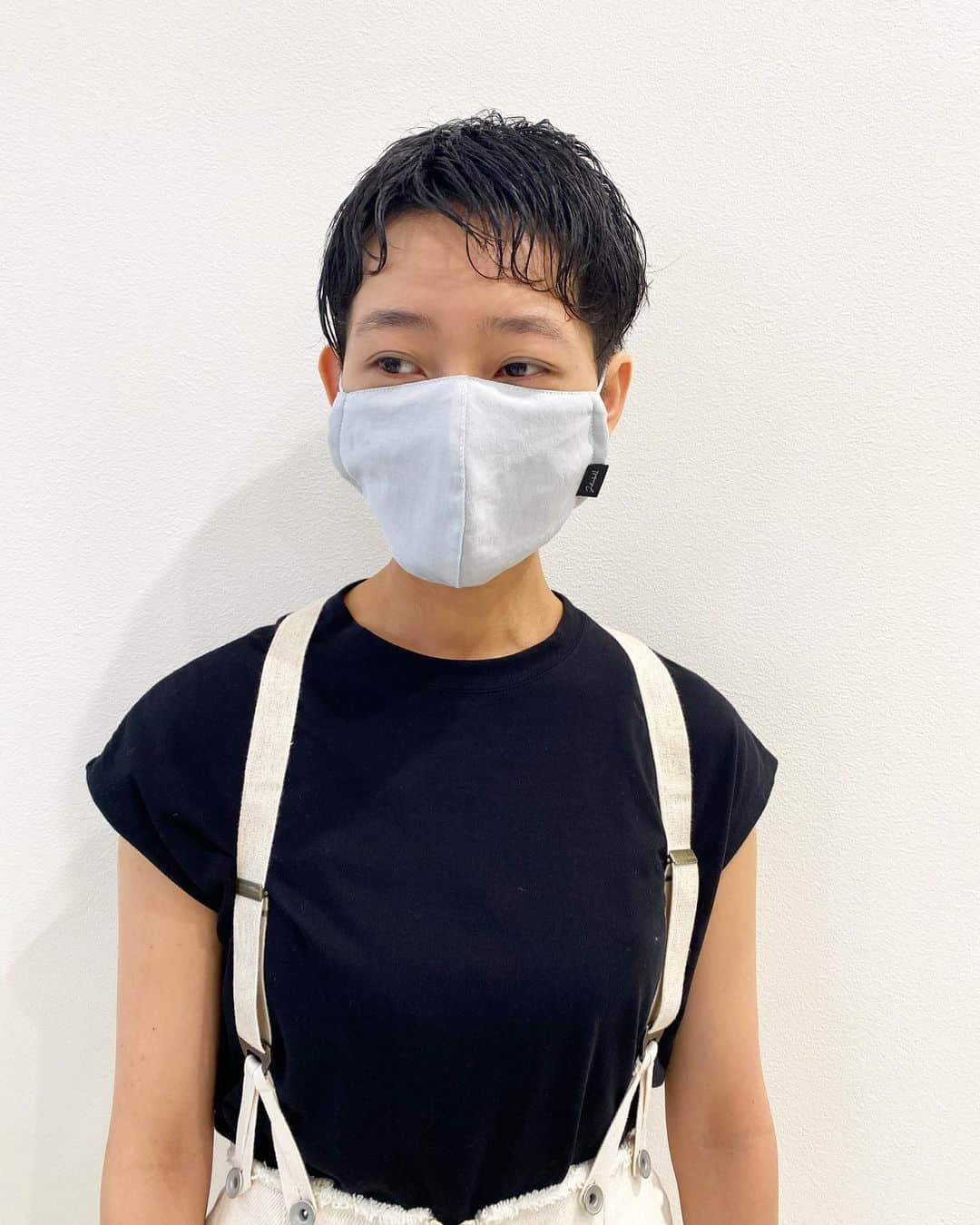 ジョンブルさんのインスタグラム写真 - (ジョンブルInstagram)「.﻿ ﻿ 【再入荷決定】夏マスク﻿ ﻿ 吸湿性・吸水速乾機能を備えた快適な付け心地の夏用マスクが数量限定でオンラインストアに追加入荷致しました！！﻿ 消臭・抗菌機能も備えているので、湿度の高いシーズンにおすすめです！﻿ ﻿ 今回が最後の入荷となりますので是非お早めに！！﻿ ﻿ ITEMS﻿ ⇒https://www.privatelabo.jp/item/53741140.html﻿ ﻿ ﻿ #johnbull #johnbullprivatelabo #johnbullmask #fashion #newarrivals #mask #ジョンブル #ジョンブルプライベートラボ #ジョンブルマスク #布マスク #夏用マスク」7月27日 18時19分 - johnbull_private_labo
