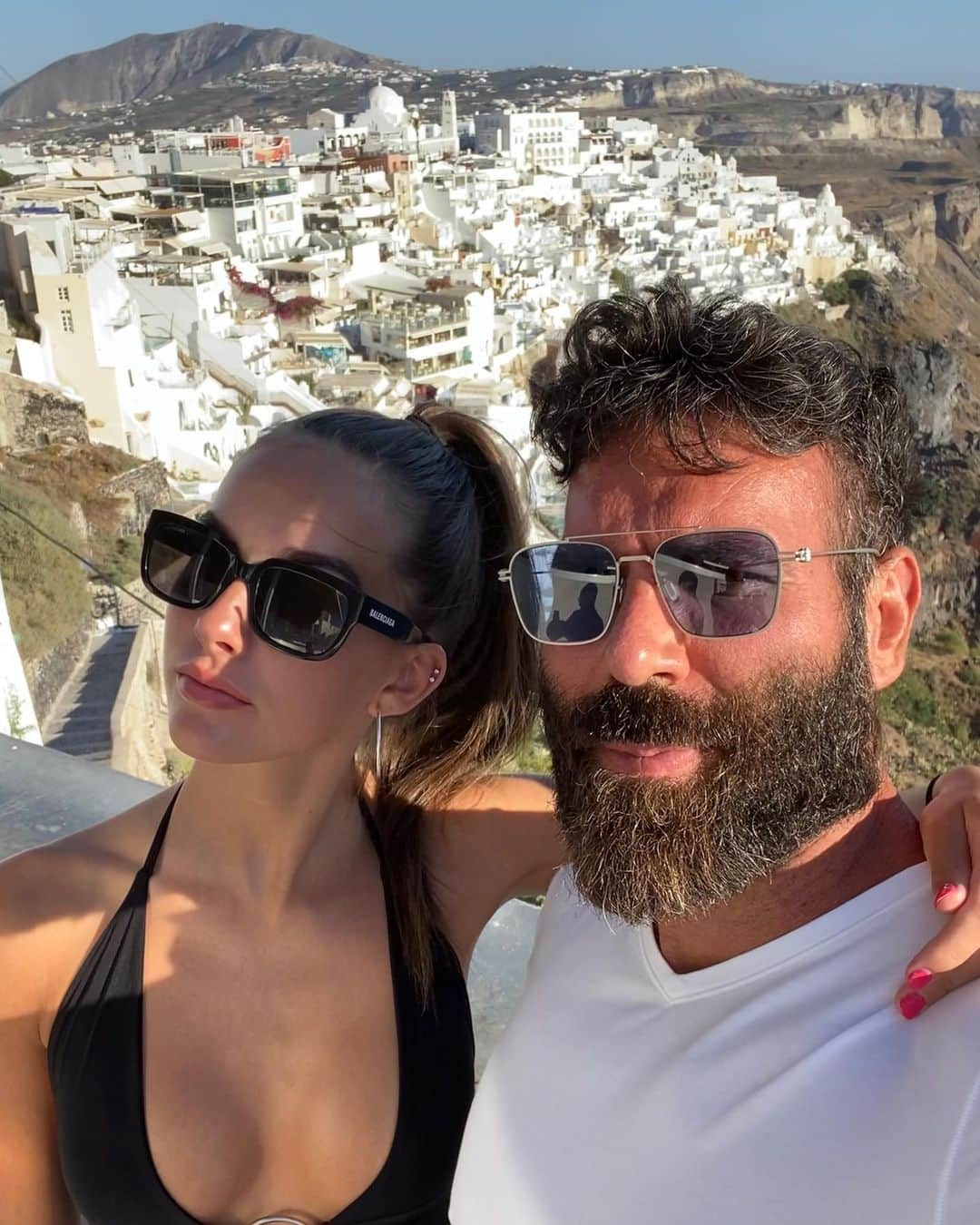 ダン・ビルツァーアンさんのインスタグラム写真 - (ダン・ビルツァーアンInstagram)「Left my cameraman at home」7月27日 16時59分 - danbilzerian