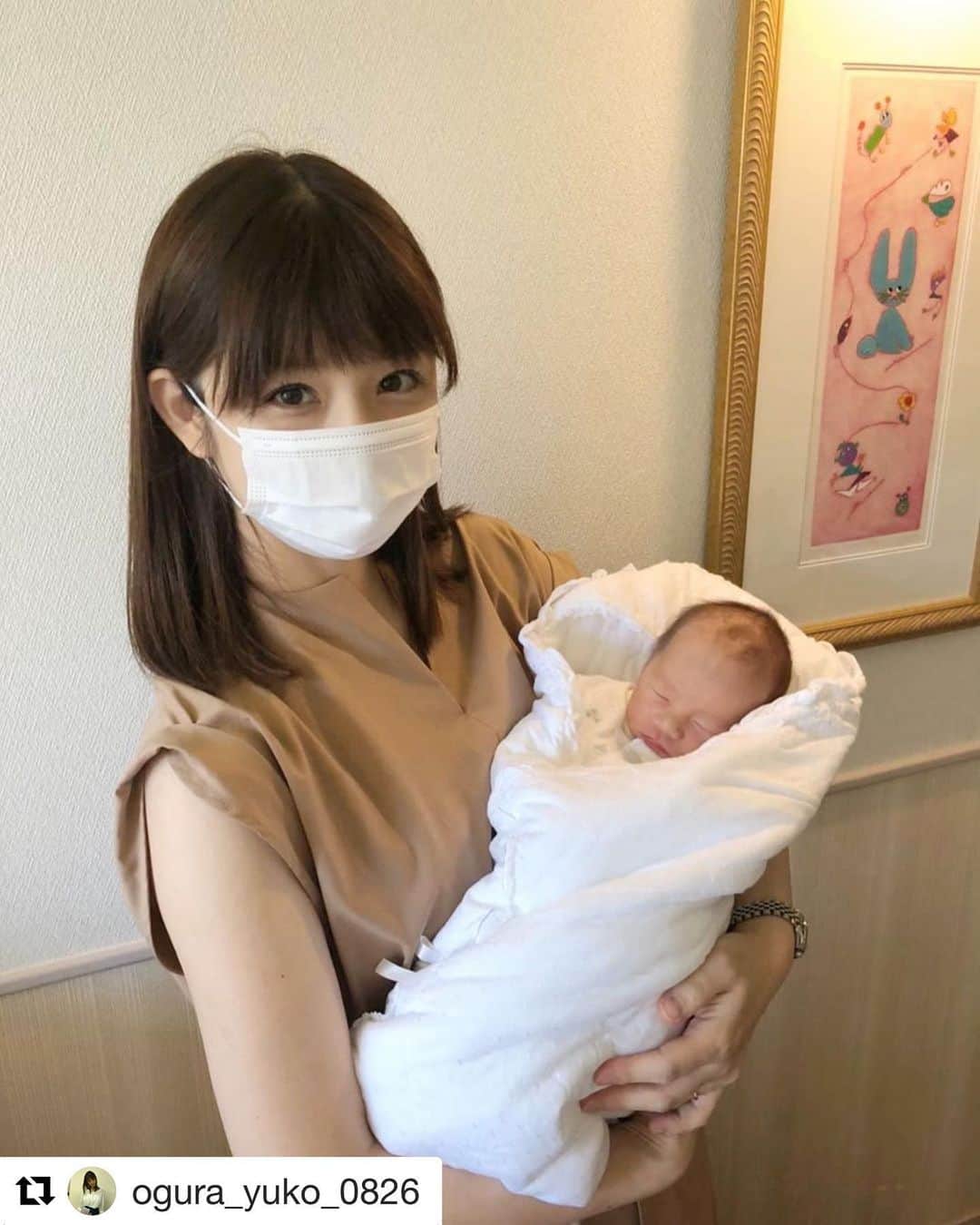 インスタグラムランキングさんのインスタグラム写真 - (インスタグラムランキングInstagram)「#小倉優子 #Repost @ogura_yuko_0826 with @get_repost ・・・ 退院して落ち着いてから皆さまにご報告させていただこうと思っておりましたが、本日報道がありましたので、このタイミングでご報告させてください✨  ７月２２日、無事に第三子となる男の子を出産いたしました❗️❗️ 出産までは色々と不安な気持ちもありましたが、元気な産声を聞けた時は安堵感でいっぱいになりました😭😭  出産を支えてくれた主人にも、心配してくださった皆様にも心から感謝の気持ちでいっぱいになりました😊❗️❗️  私達夫婦についての事実とは異なる報道でお騒がせ致しておりますが、主人からの思い遣りに感謝しつつ過ごしておりますので、どうか温かく見守ってください⭐️」7月27日 17時30分 - talentinsta1