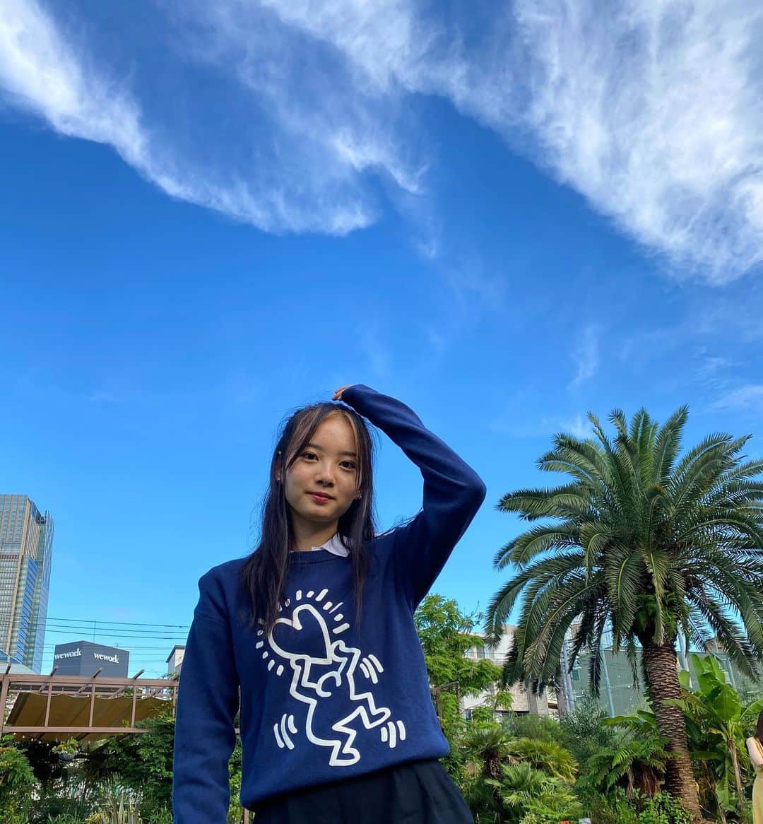 青山舞莉のインスタグラム：「𝐥𝐨𝐨𝐤 𝐮𝐩 𝐢𝐧 𝐭𝐡𝐞 𝐬𝐤𝐲  東京のお空  #19  #ミーの毎日」