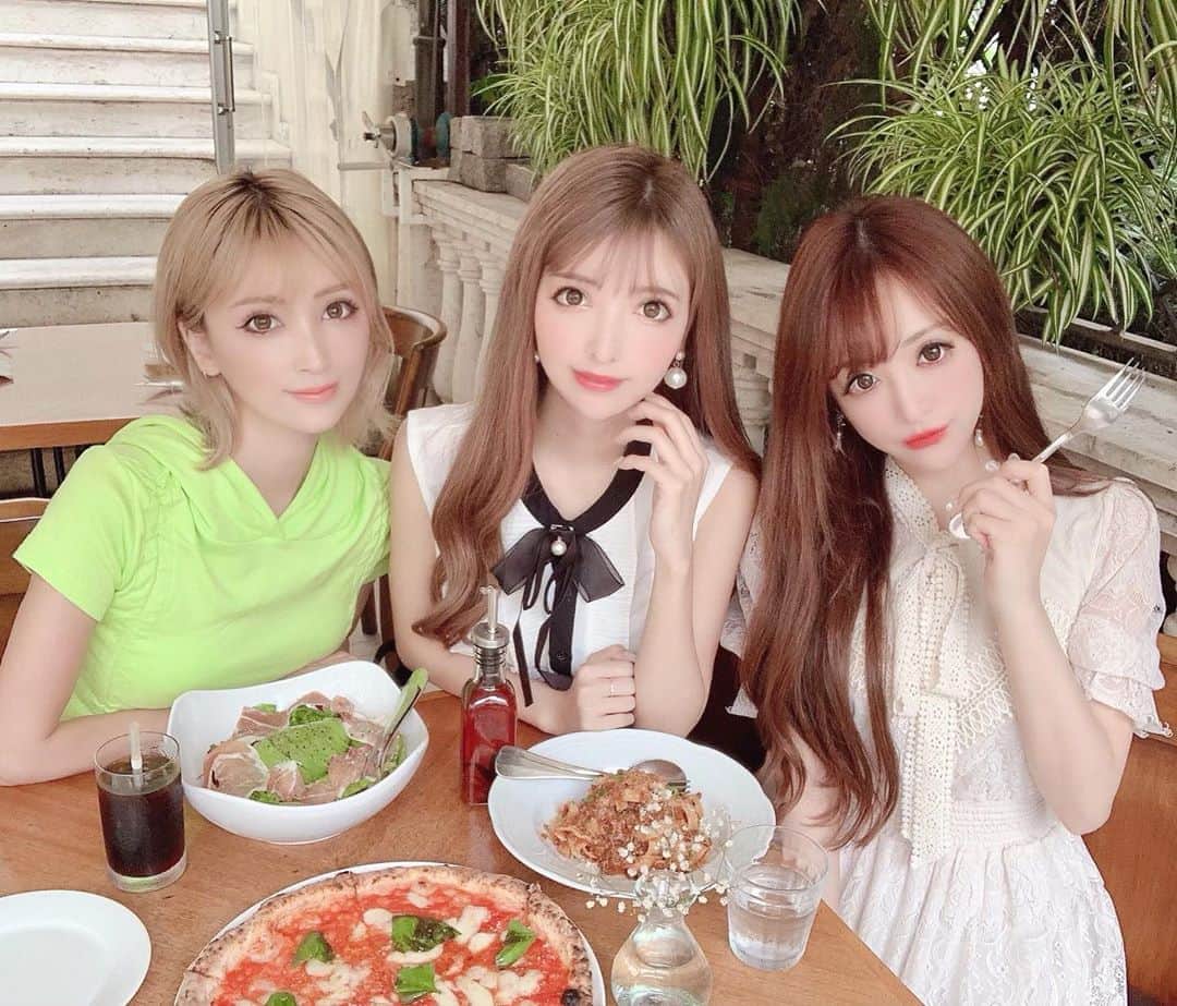 桜井莉菜のグルメインスタ