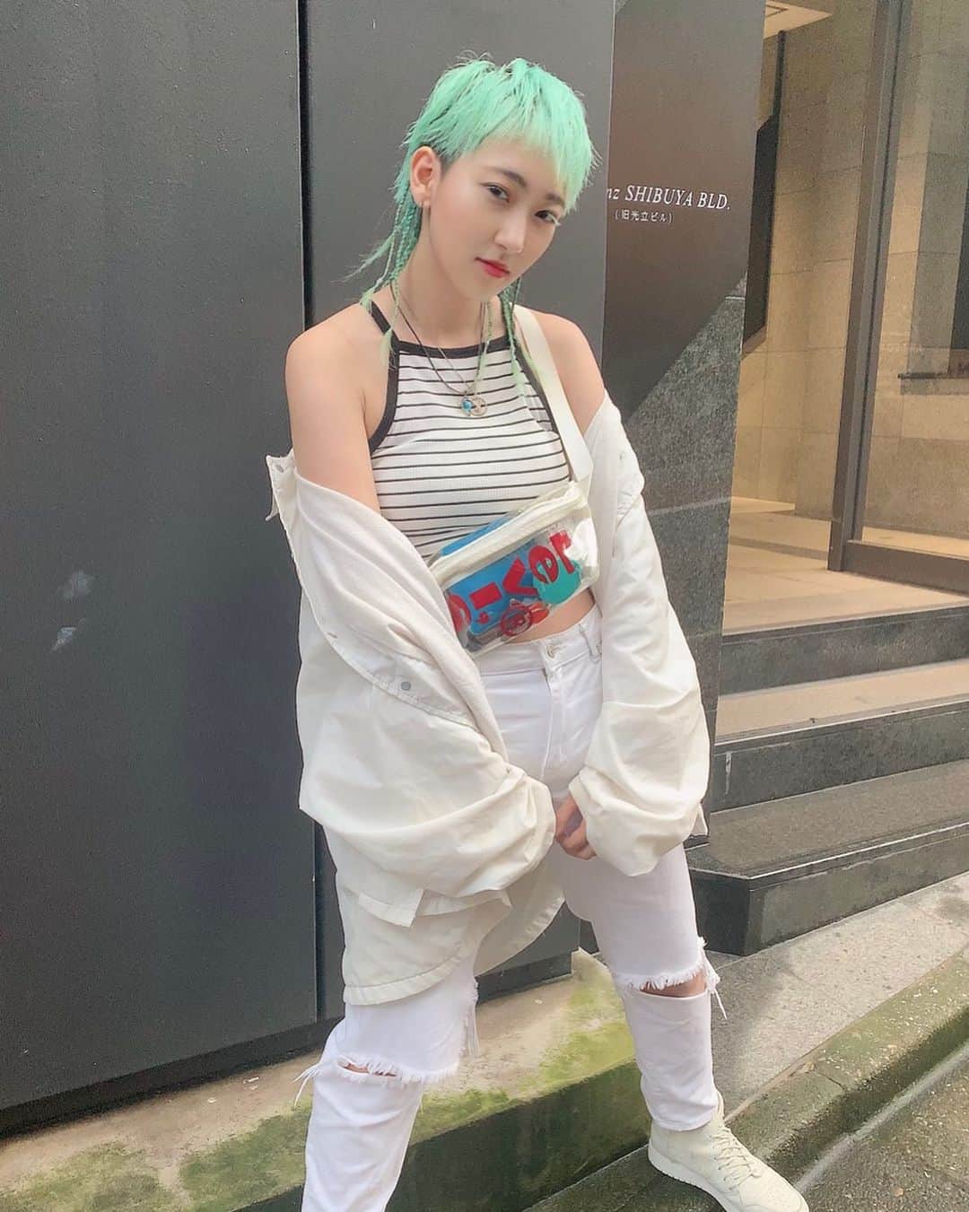 あっこのインスタグラム：「夏は勝手にはじめるよ〜 #akkogorilla #rapper #japan」