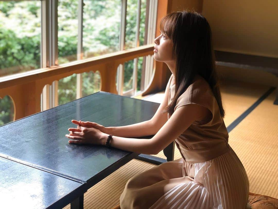 新條由芽さんのインスタグラム写真 - (新條由芽Instagram)「.﻿ 本日発売の上毛新聞の﻿ 「ぐんま 看板娘がおもてなし」という﻿ コーナーに掲載していただきました！﻿ ﻿ 地元群馬の高崎を紹介させていただきました！﻿ ﻿ 学生時代に行った所や初めて行く場所も、とても楽しく回ることができました🥰﻿ ﻿ みなさんぜひチェックしてみてください！﻿ ﻿ #上毛新聞」7月27日 9時21分 - yume_shinjo