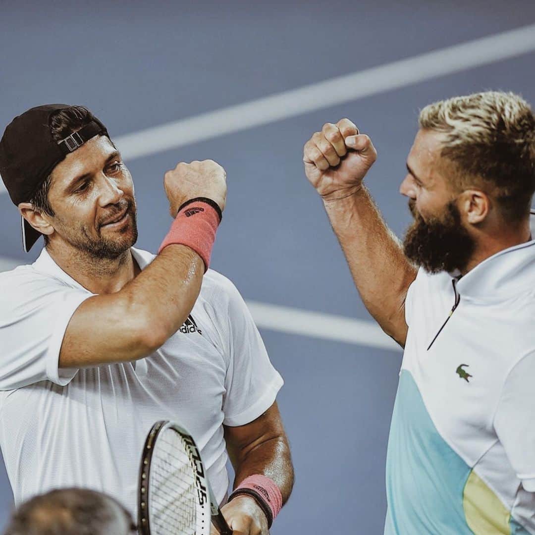 フェルナンド・ベルダスコのインスタグラム：「Always fun sharing the court with you @benpaire 🤜🏼💥🤛🏼」