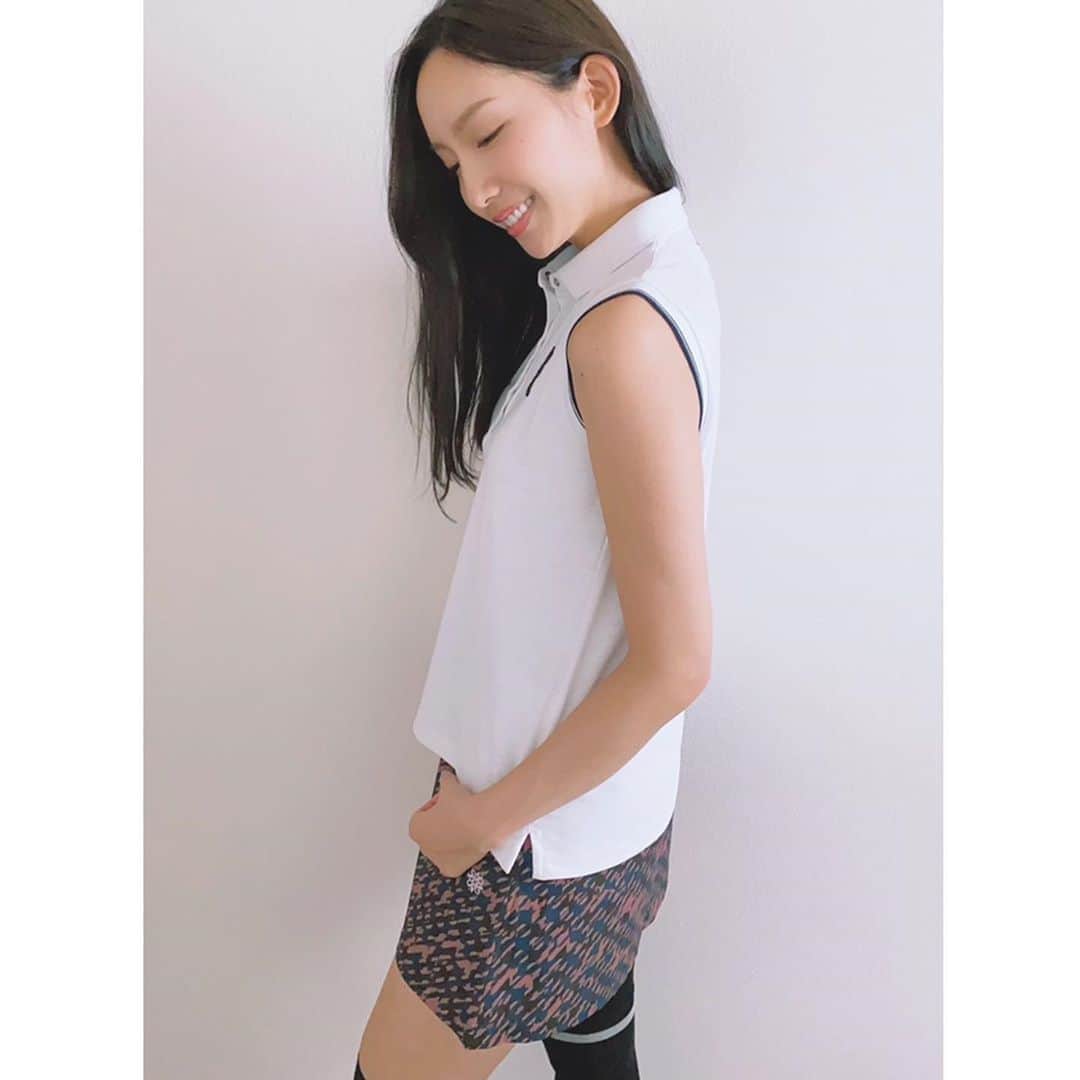 中島亜莉沙さんのインスタグラム写真 - (中島亜莉沙Instagram)「ゴルフウェア @standrews_jp  トップスを出して着ても、いい感じのシルエットになったよ🙌🏻🤎 . #お昼食べすぎちゃった時は必殺トップスアウト #golf #standrews #reginagolf #golfwear ﻿ #ゴルフ #ゴルフ女子 #ゴルフウェア #セントアンドリュース #レジーナゴルフ #白ノースリーブ」7月27日 9時53分 - arisan_days