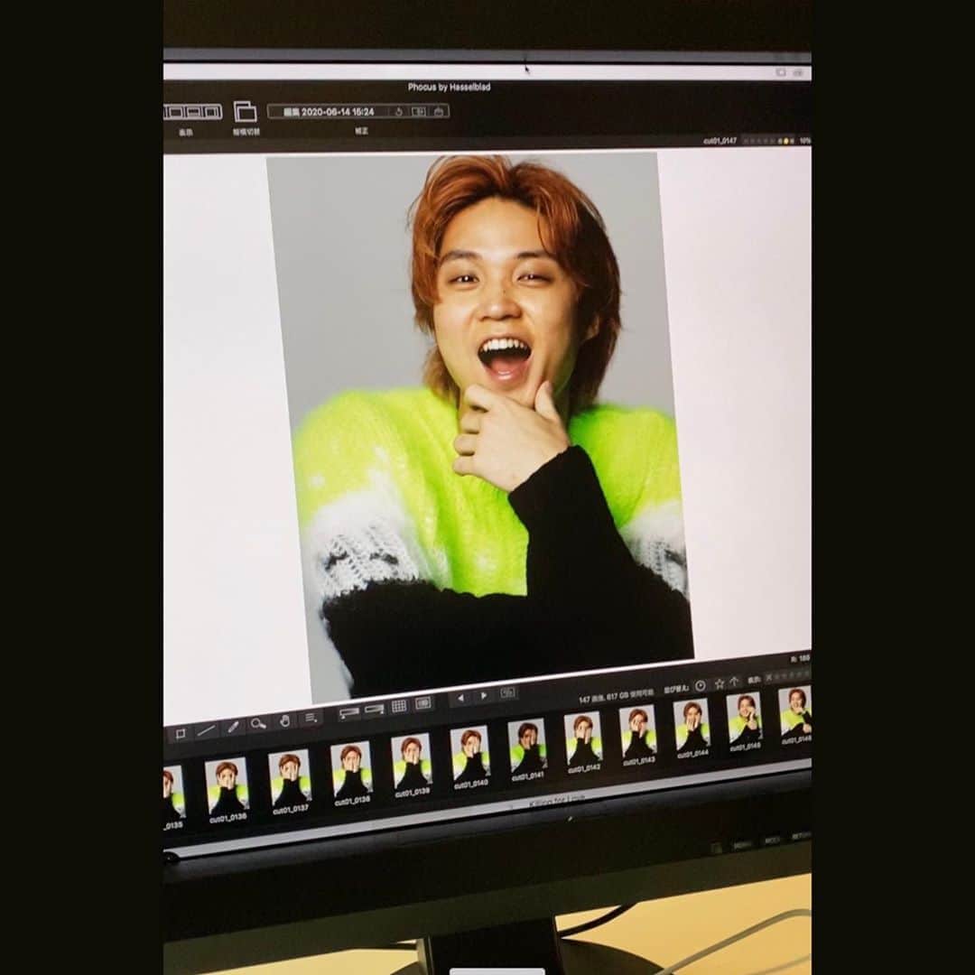 磯村勇斗のインスタグラム：「. 『OCEANS 』 Hot People’s FUN-TIME   Hair and Makeup: Tomokatsu Sato Stylist: Ryosuke Saito  #OCEANS #VALENTINO」