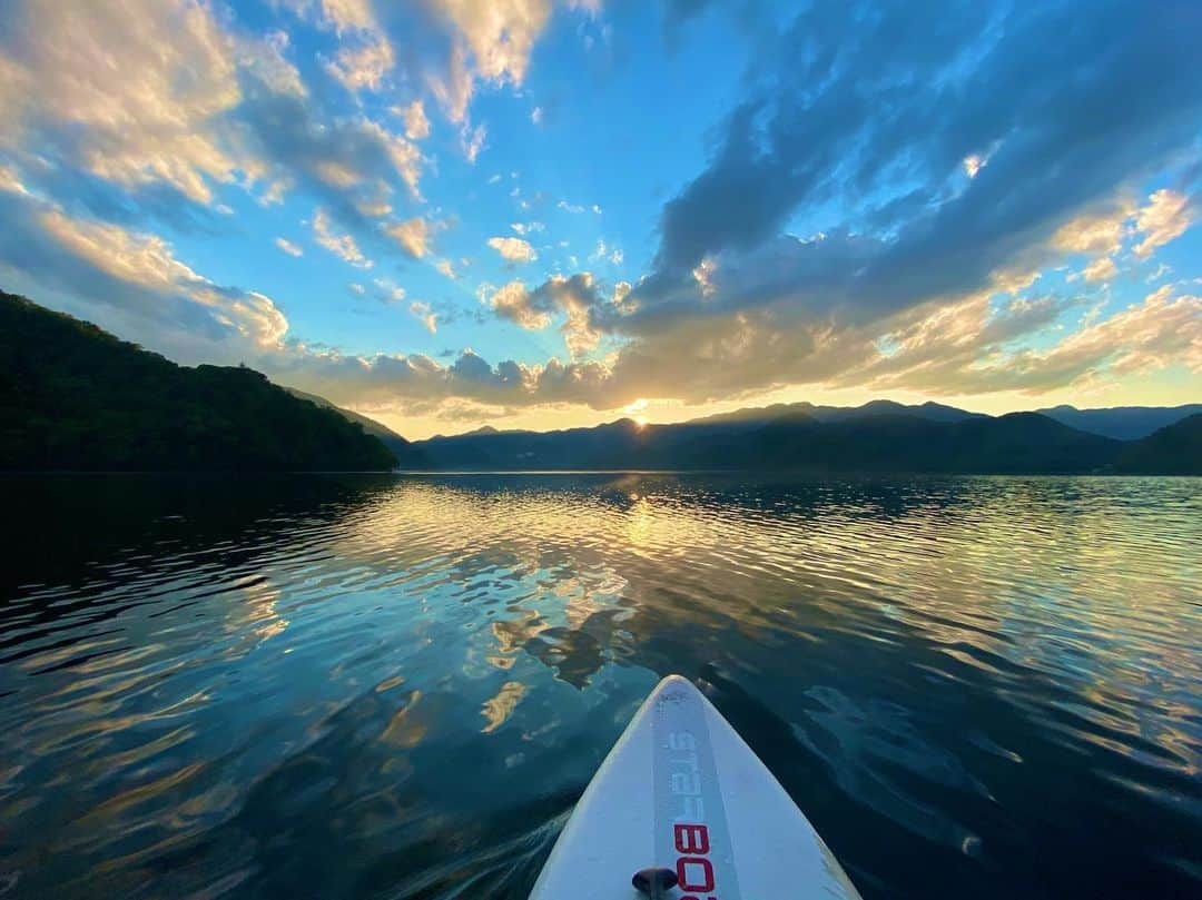 TOBU RAILWAY（東武鉄道）さんのインスタグラム写真 - (TOBU RAILWAY（東武鉄道）Instagram)「. . 🚩Nikko . . [Let's enjoy summer at Lake Chuzenji in Oku-Nikko!] . Lake Chuzenji, Japan's highest elevation lake, is called "the lake nearest to the sky in Japan". Around this lake is a popular summer resort area. You can also enjoy a SUP experience at Lake Chuzenji. There are various SUP courses for beginners and the experienced. Reservations and inquiries can be made via email. Email: hello@supsup.jp (available in English and Chinese) There is a Yumoto Onsen (hot spring) near Lake Chuzenji, so please take your time to heal your tiredness with the hot spring after you have a SUP experience. @supsupnikko . . . . #tochigi #nikko #okunikko #lakechuzenji #sup #supsupnikko #japantrip #travelgram #tobujapantrip #discovertokyo #unknownjapan #jp_gallery #visitjapan #japan_of_insta #art_of_japan #instatravel #japan #instagood #travel_japan #exoloretheworld  #ig_japan #explorejapan #travelinjapan #beautifuldestinations #toburailway #japan_vacations #nikko_japan」7月27日 11時24分 - tobu_japan_trip