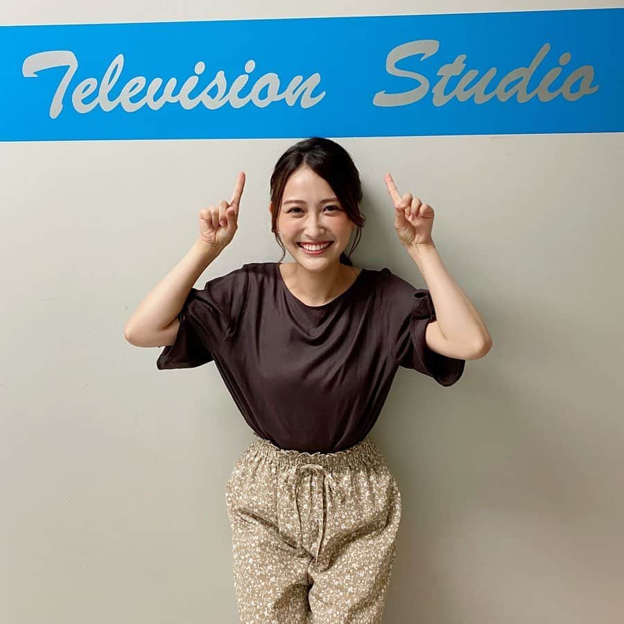 財津南美さんのインスタグラム写真 - (財津南美Instagram)「ㅤㅤㅤㅤㅤㅤㅤㅤㅤㅤㅤㅤㅤ 1週間が始まりましたね🌱 今週もがんばっていきましょうっ！ㅤㅤㅤㅤㅤㅤㅤㅤㅤㅤㅤㅤㅤ  #アサデス#衣装#サワダデース#感じてお天気#福岡#雨の月曜日#☔️」7月27日 11時26分 - zaitsu_minami
