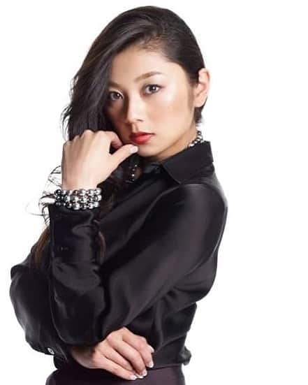 小池栄子のインスタグラム：「#小池栄子 #小池栄子さん #koikeeiko #eikokoike #美食探偵 #美食探偵明智五郎 #欲望のみ #グッドバイ嘘からはじまる人生喜劇」