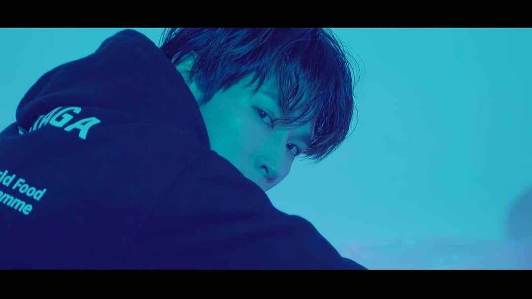 CROSS GENE（クロスジン）さんのインスタグラム写真 - (CROSS GENE（クロスジン）Instagram)「⠀ 세영(Se Young) ⠀ [고집] Music Video ⠀ https://youtu.be/4QPvc2zqSrA ⠀ #세영 #SeYoung #고집 #ego」7月27日 12時34分 - cross_gene_official