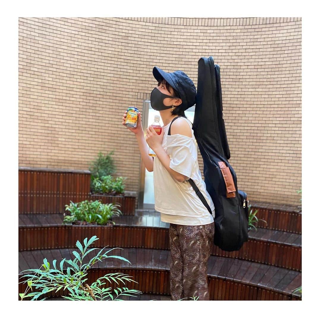 竹内夢さんのインスタグラム写真 - (竹内夢Instagram)「夏によく見るパインジュースすごく好きです！！！🍍」7月27日 18時24分 - yume_takeuchi_ta