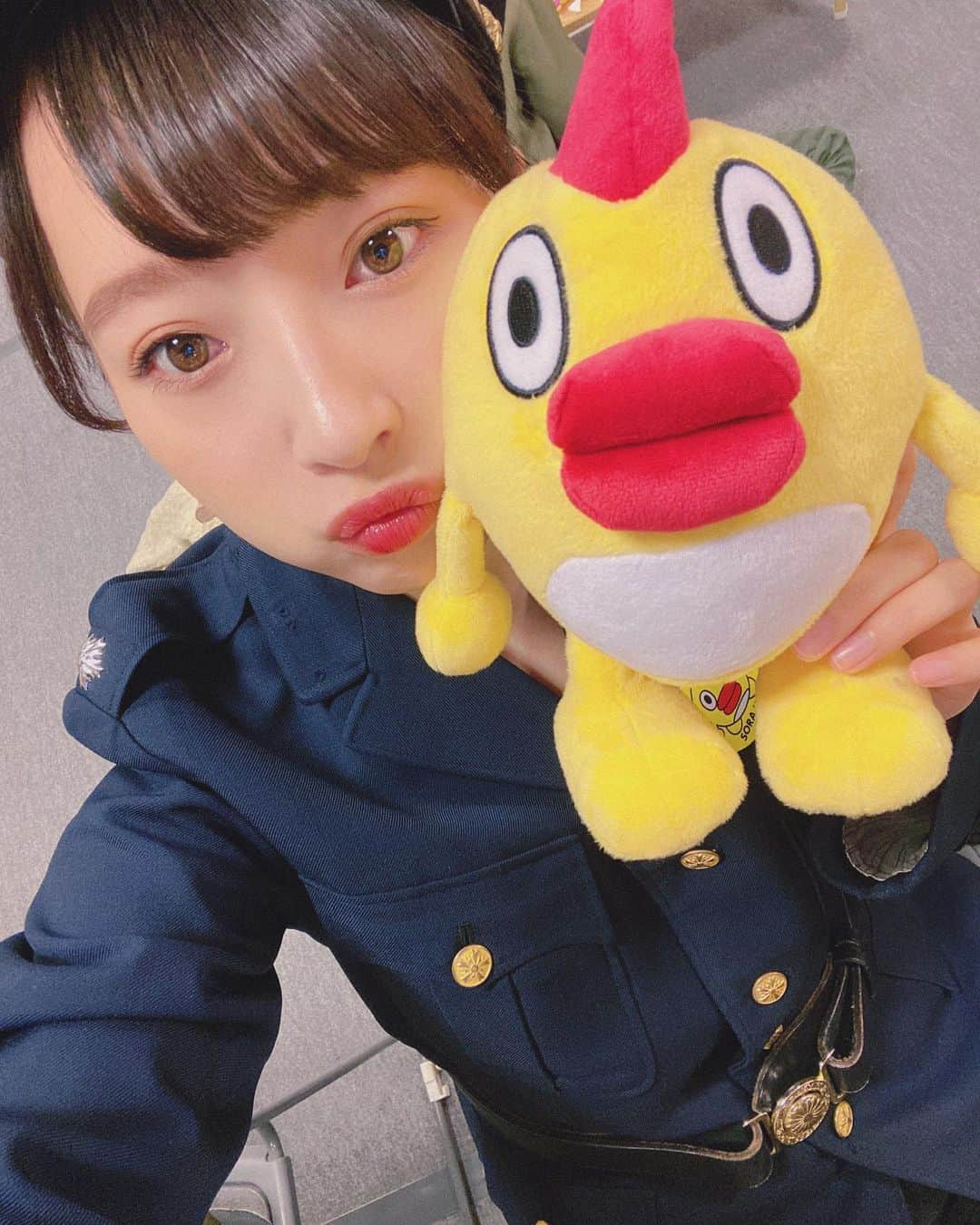 東由樹さんのインスタグラム写真 - (東由樹Instagram)「﻿ ﻿ ﻿ ﻿ ﻿ ﻿ 2枚目そらジロー感😆﻿ ﻿ ﻿ ﻿ 博多座期間HKT48のメイクさんに﻿ 似てるって言われてぬいぐるみもらったの笑﻿ ﻿ 楽屋でずっと一緒で移動中は﻿ リュックの中に潜んでたそらジロー🌤﻿ ﻿ ﻿ ﻿ 3枚目以降は思い出の写真😆﻿ ﻿ ﻿ ﻿ ﻿ ﻿ #そらジロー﻿ #かわいい」7月27日 13時13分 - yukitsun_0217