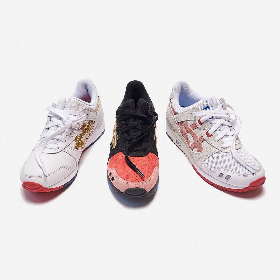 HYPEBEASTさんのインスタグラム写真 - (HYPEBEASTInstagram)「@hypebeastkicks: @kith and @asics have unveiled official images for their upcoming GEL-Lyte III "Tokyo Trio" pack. Paying homage to Tokyo culture as well as KITH’s past, present and future, the “252.1” reimagines @ronniefieg’s first ASICS collaboration, the “Yoshino Rose” draws from the Yoshino cherry tree, and “Super Gold” serves up a triumphant, medal stand-inspired build. All three pairs are set to release via KITH’s webstore and Tokyo flagship on July 27 for $180 USD each.⁠⠀⁠⠀ Photo: KITH」7月27日 13時23分 - hypebeast